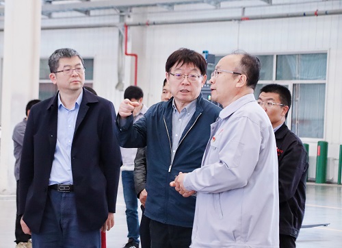 李衛院士指導.jpg 李衛院士指導.jpg